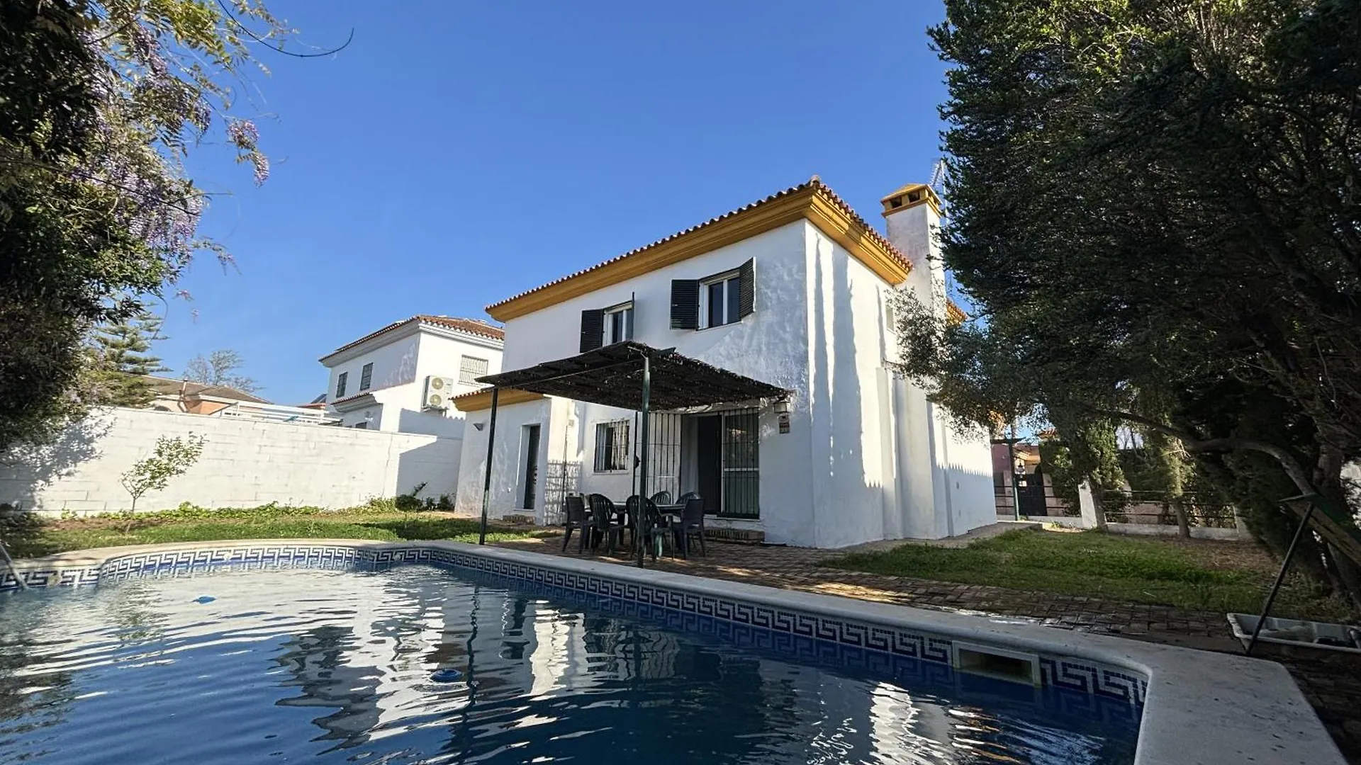 Holiday home Gran Chalet A 13 Min De Sevilla Gelves